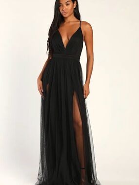 Elegant Black V-Neck Tulle Evening Dress